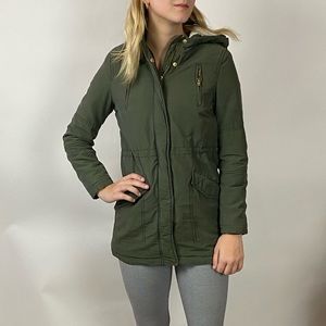 American Eagle Outfitters Green Hooded Sherpa winter Jacket